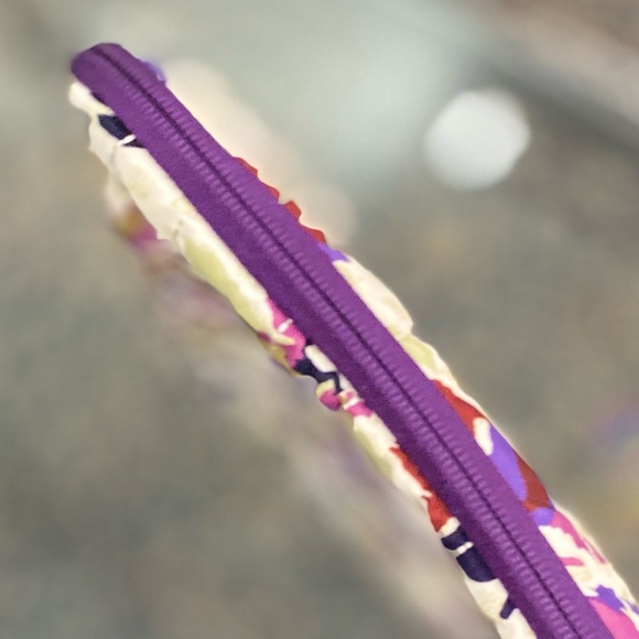 Marc Jacob Textile Wristlet Floral - Picture 7 of 17